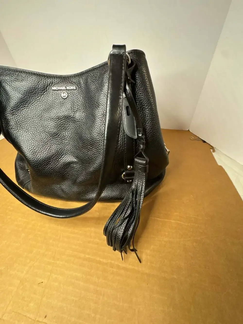 Michael Kors Carrie Large Pebble Leather Shoulder Tote Bag